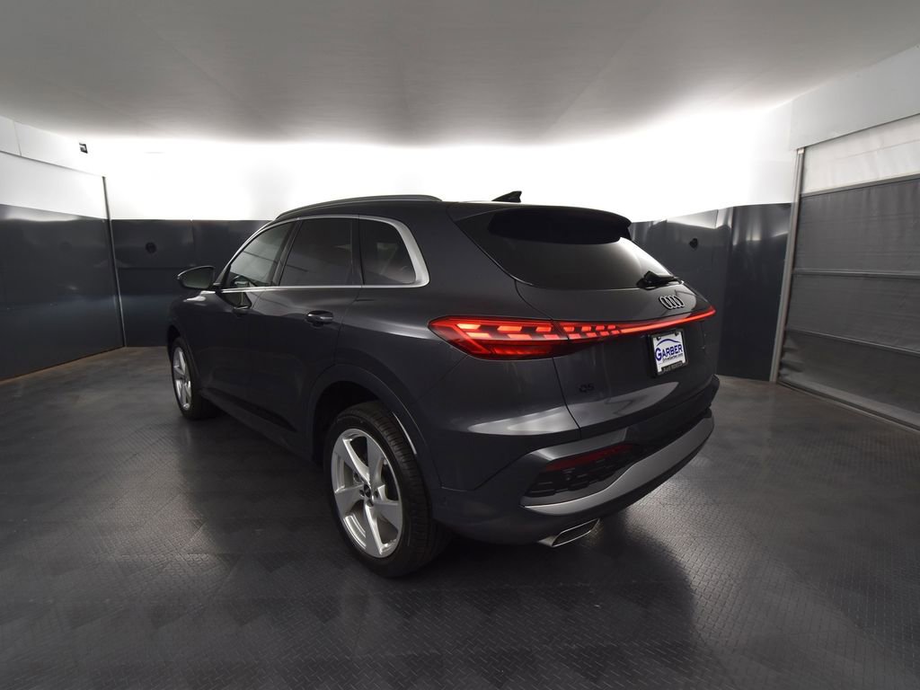 New 2025 Audi Q5 Premium Plus image 3