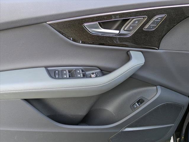 Used 2025 Audi Q7 2.0T Premium Plus w/ Premium Plus Package image 14