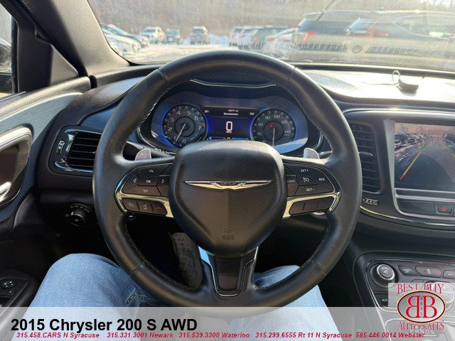 Used 2015 Chrysler 200 S w/ Navigation & Sound Group I image 17
