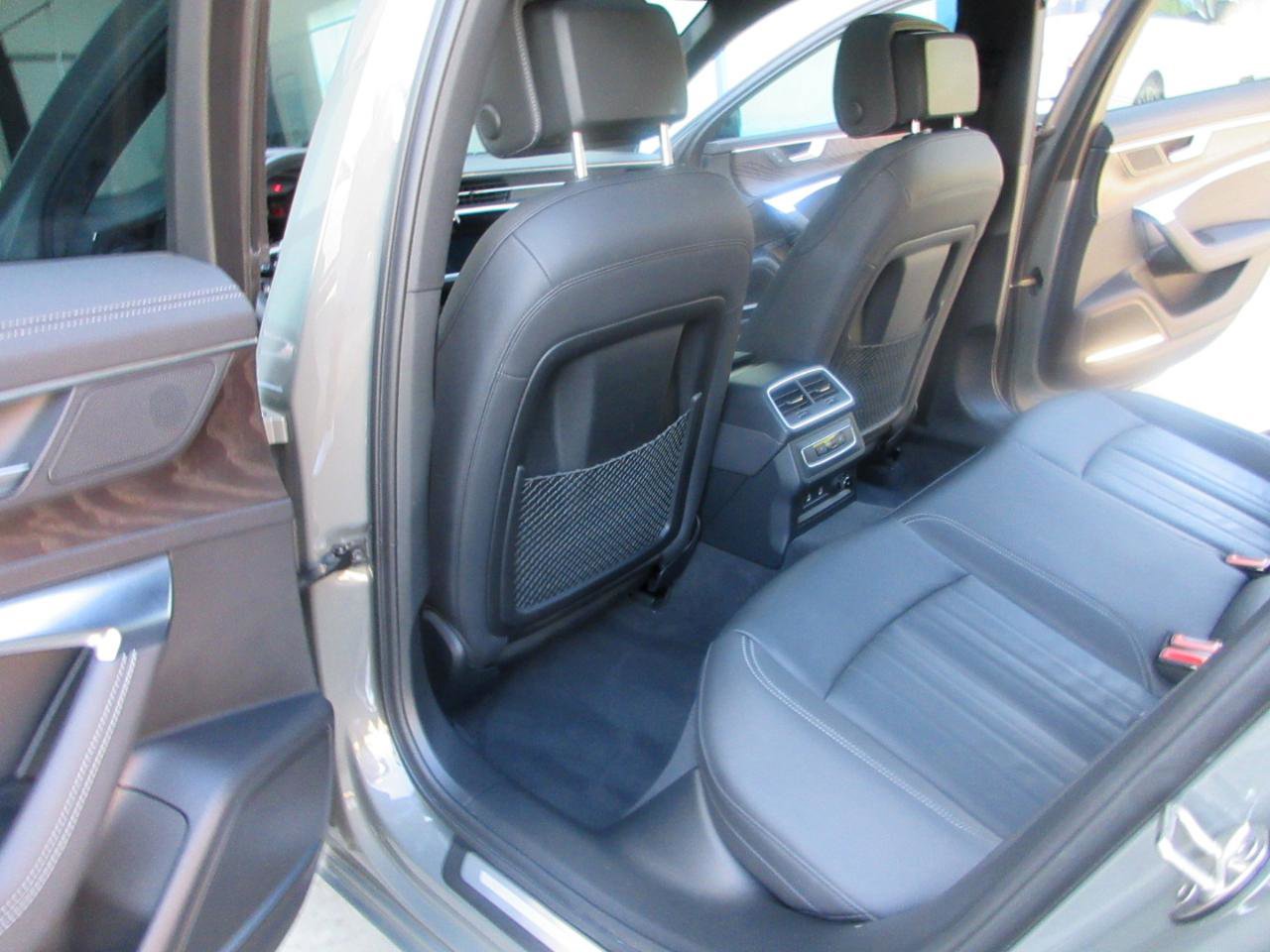 Used 2023 Audi A6 Premium Plus w/ Premium Plus Package image 41