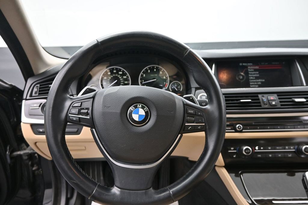 Used 2016 BMW 528i Sedan RWD image 11