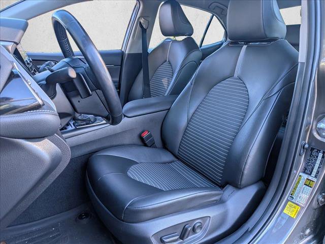 Used 2021 Toyota Camry SE image 15