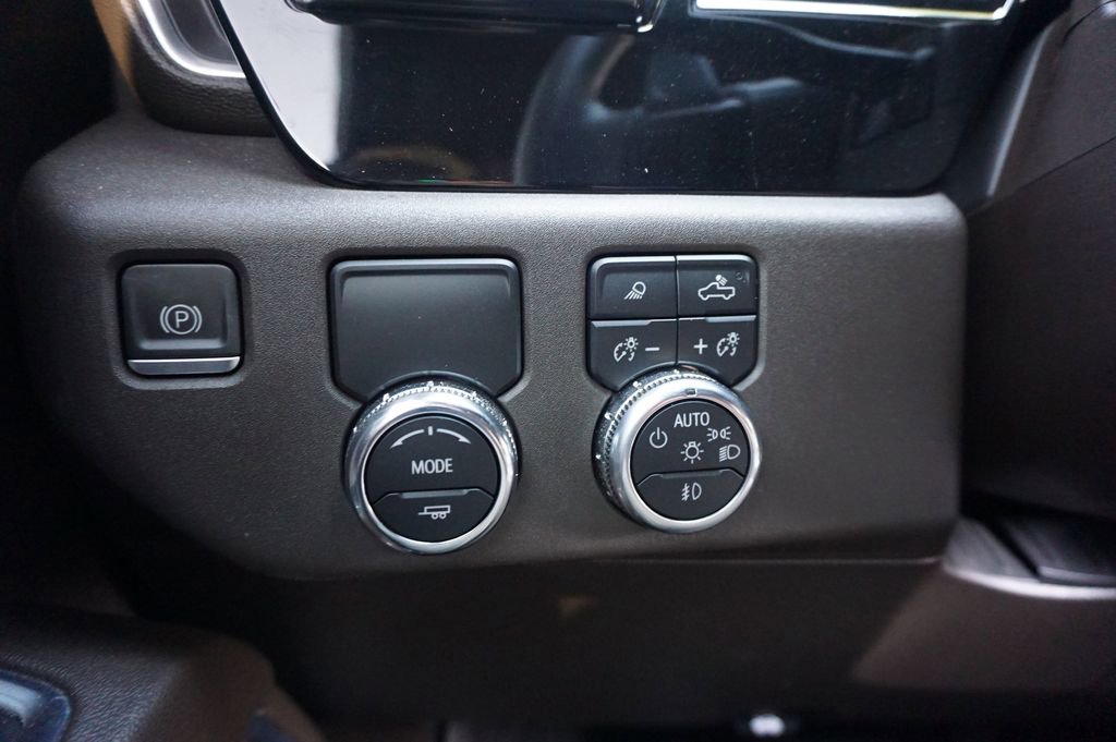 Used 2023 GMC Sierra 1500 SLT RWD image 5