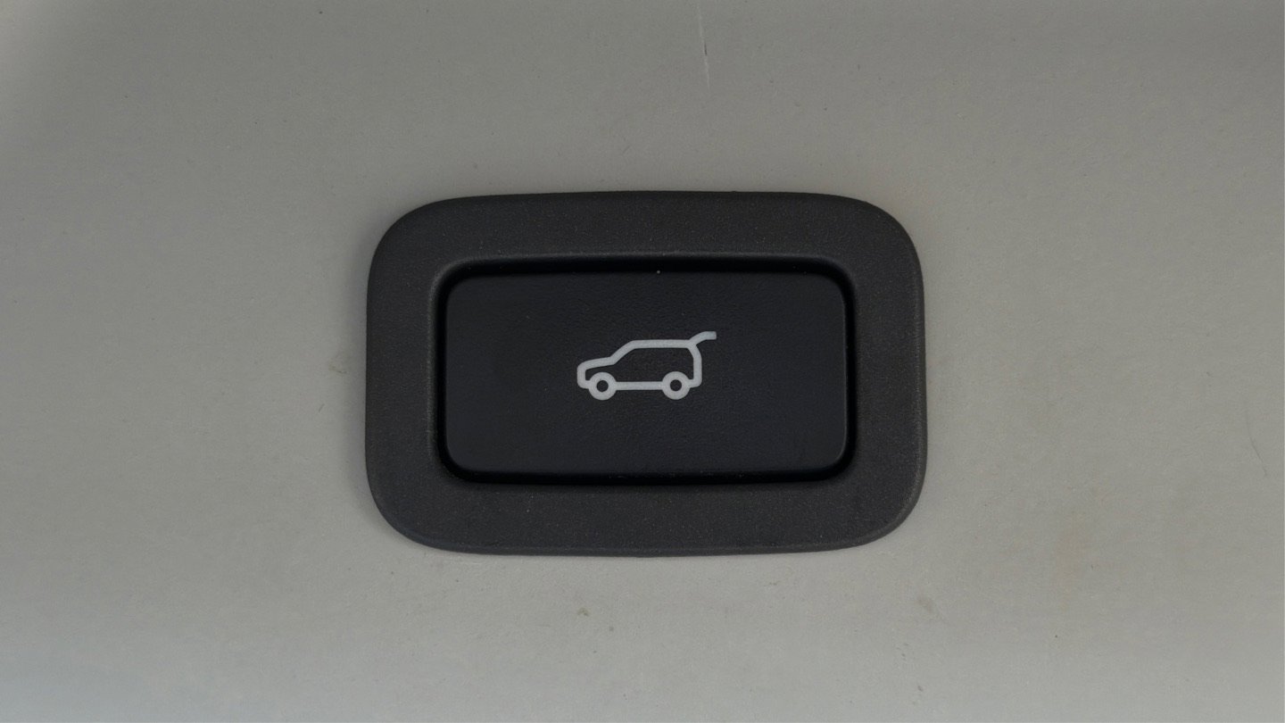 Used 2016 Land Rover Range Rover HSE image 48