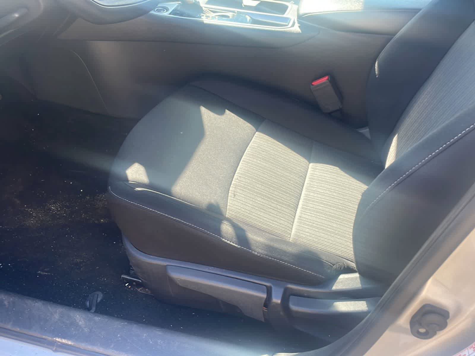 Used 2023 Nissan Sentra SV FWD image 12