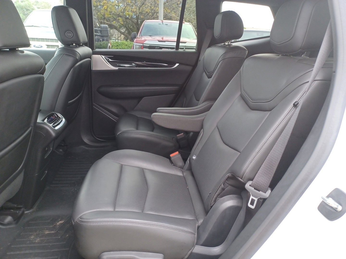 Used 2020 Cadillac XT6 Premium Luxury image 7