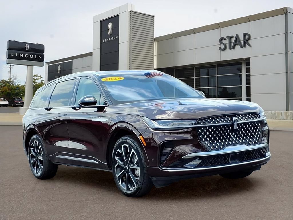 Used 2024 Lincoln Nautilus Reserve