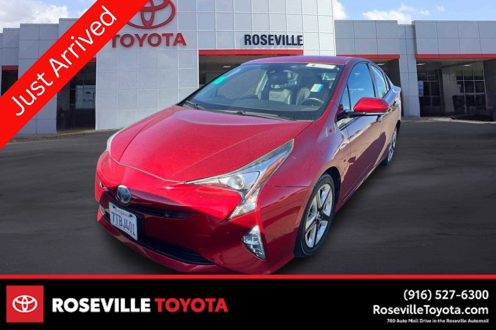 Used 2017 Toyota Prius Three FWD image 1