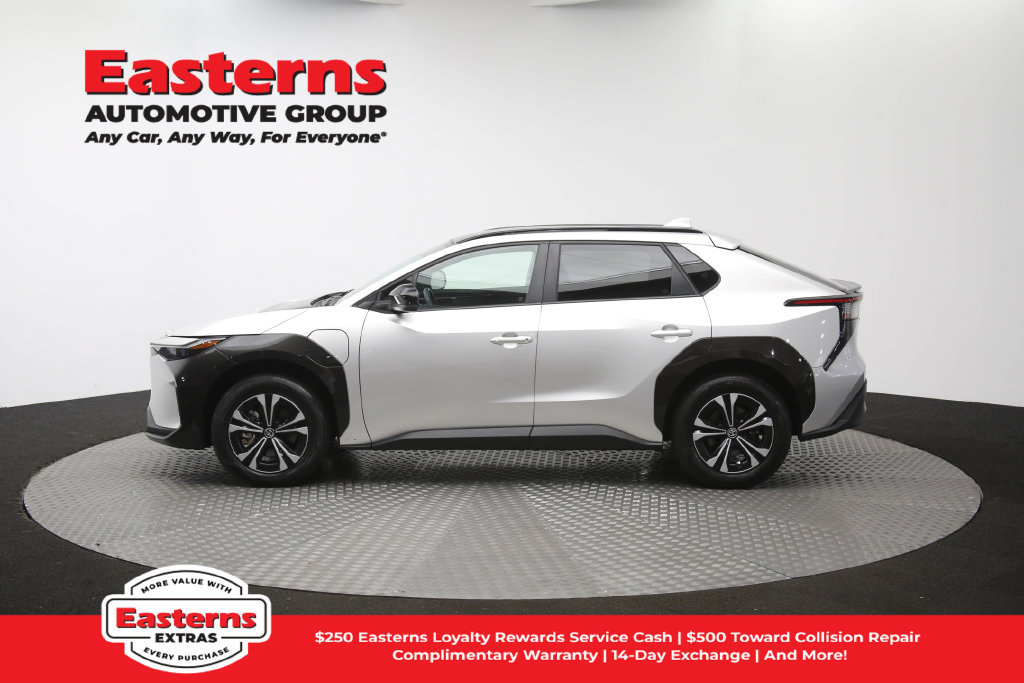 Used 2024 Toyota bZ4X FWD image 63