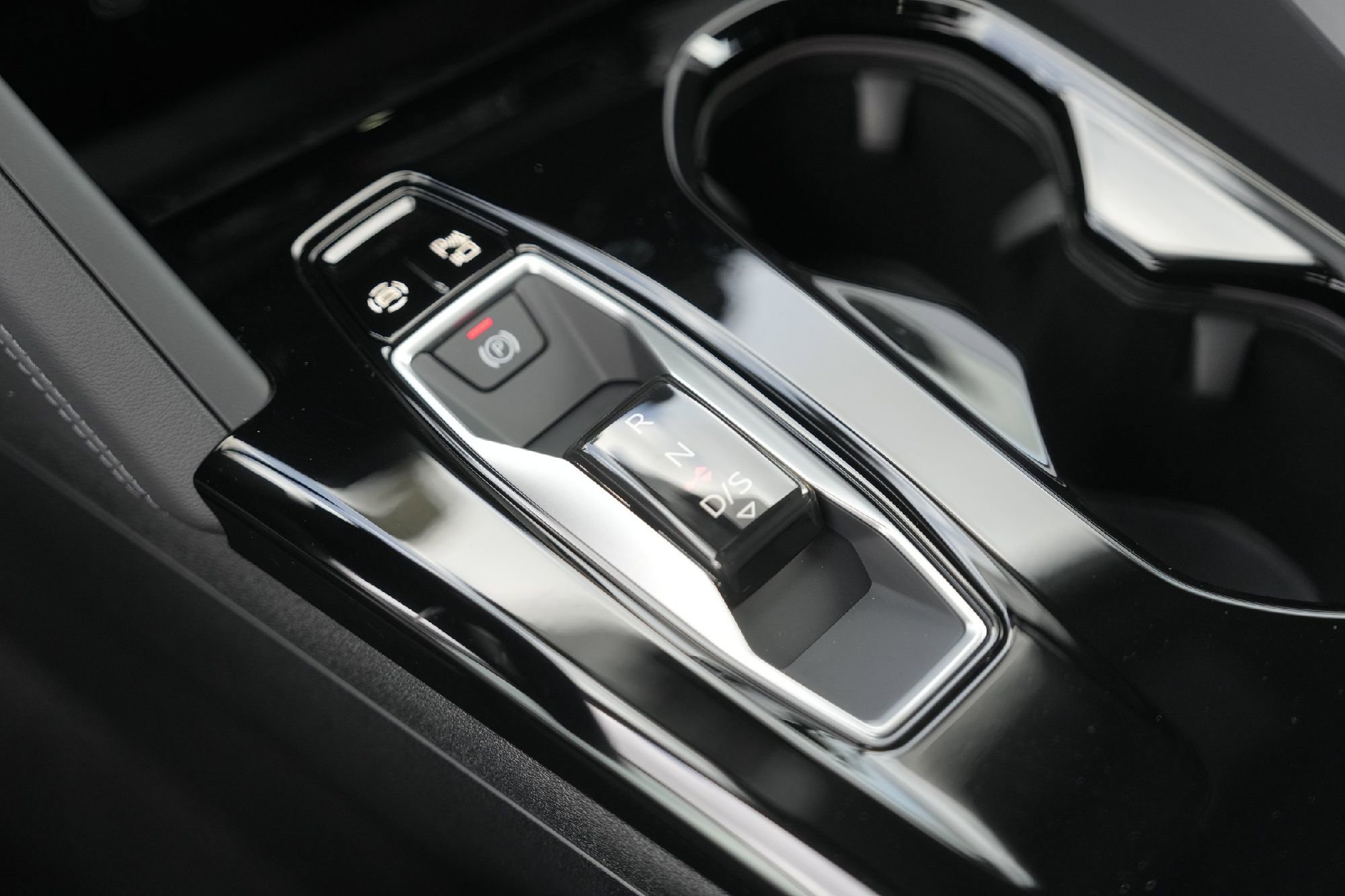 New 2025 Audi Q5 Premium image 11