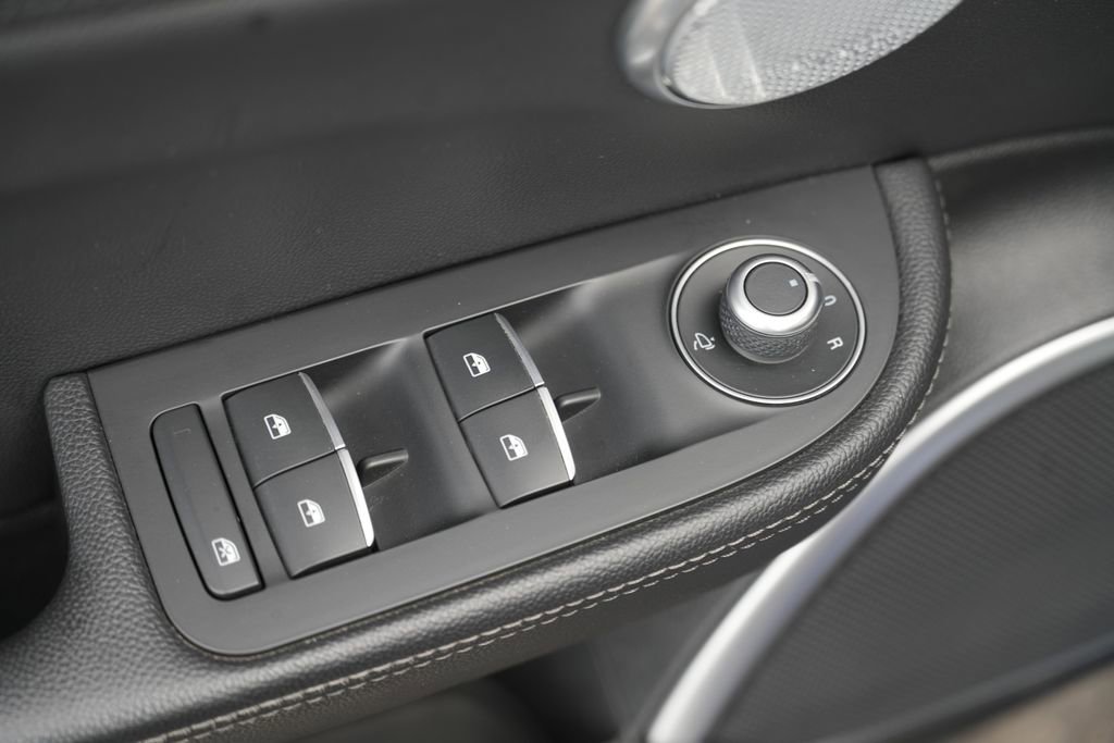 Used 2019 Alfa Romeo Giulia Ti Sport w/ Quick Order Package 22U Sport image 26