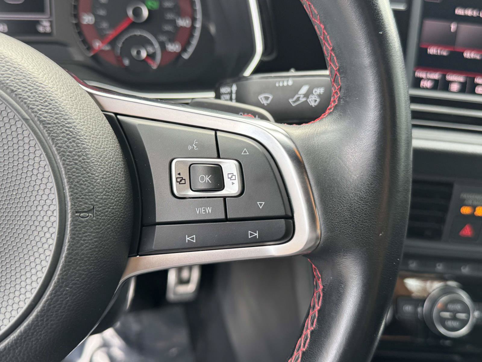 Used 2019 Volkswagen Jetta GLI FWD image 24