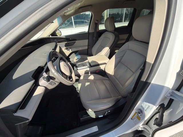 Used 2024 Lincoln Nautilus Premier AWD/4WD image 13
