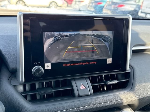 Used 2024 Toyota RAV4 LE image 21