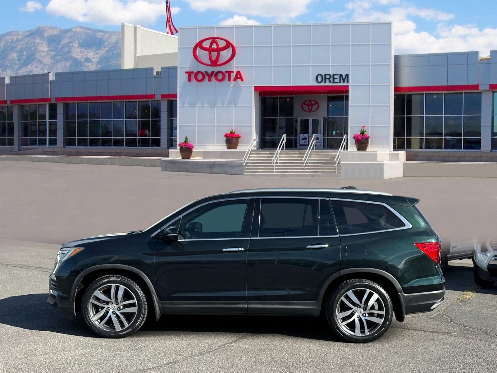 Used 2016 Honda Pilot Touring image 6