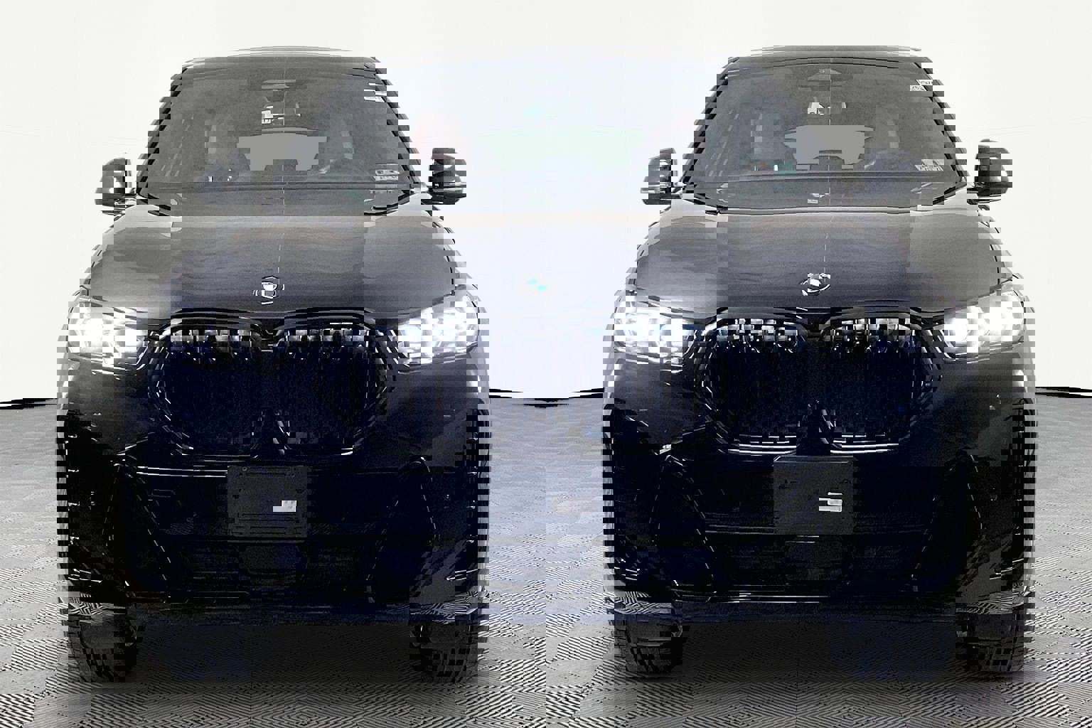 Certified 2024 BMW X6 xDrive40i w/ Premium Package image 2