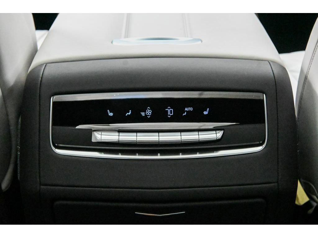 New 2026 Cadillac Escalade Platinum Sport w/ LPO, ONYX Package image 17