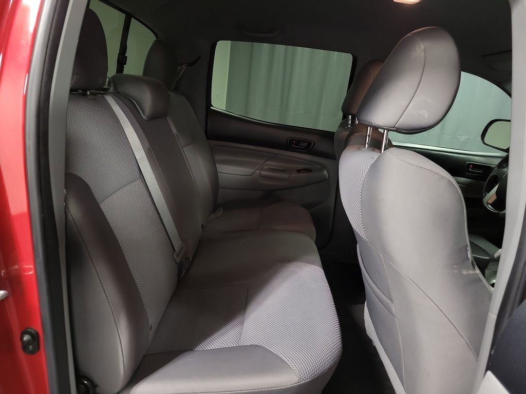 Used 2013 Toyota Tacoma 4x4 Double Cab image 22