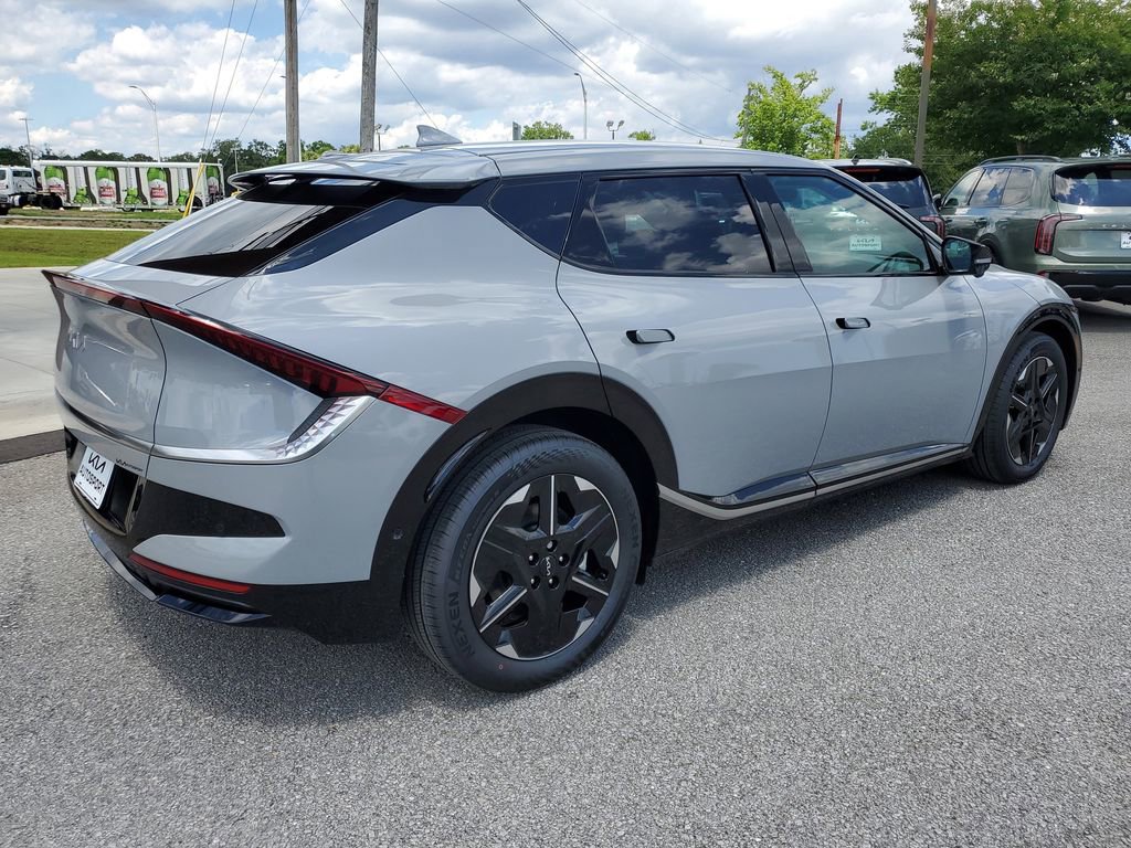 New 2025 Kia EV6 Wind image 5