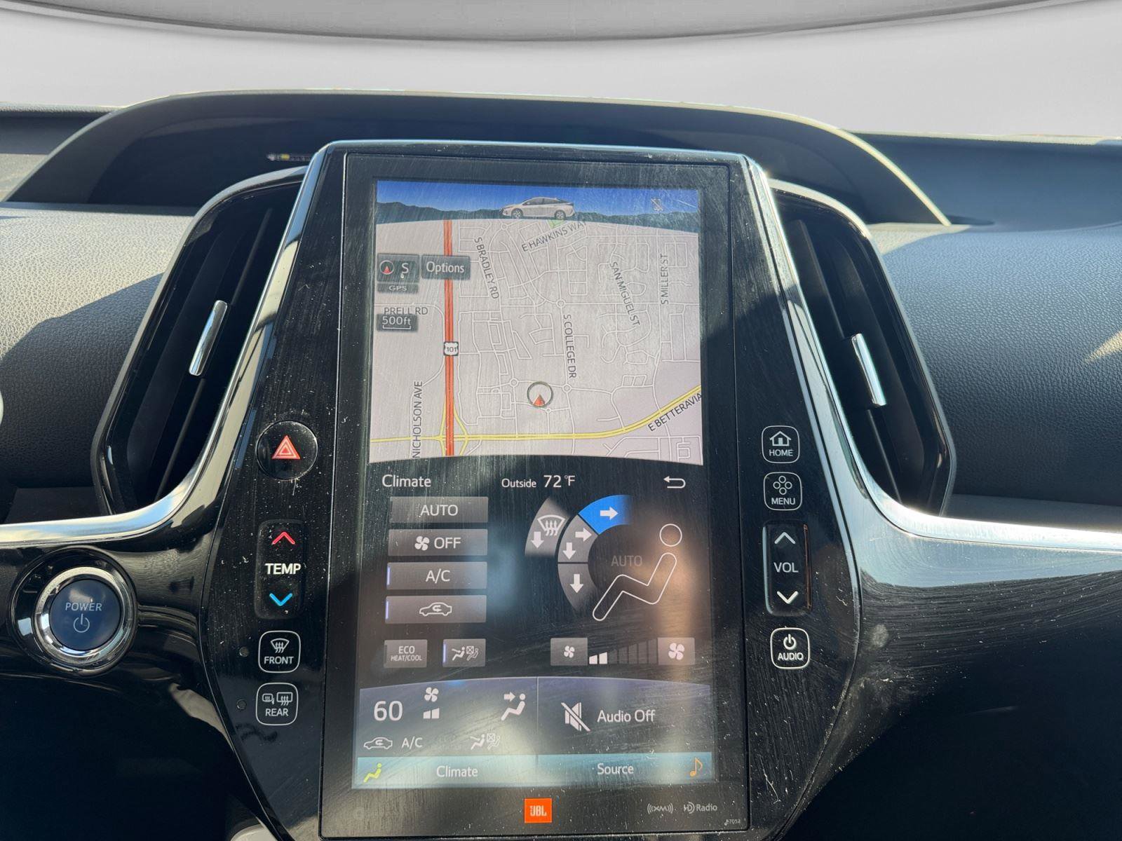 Used 2017 Toyota Prius Prime Advanced w/ Carpet Mat Package FWD image 17