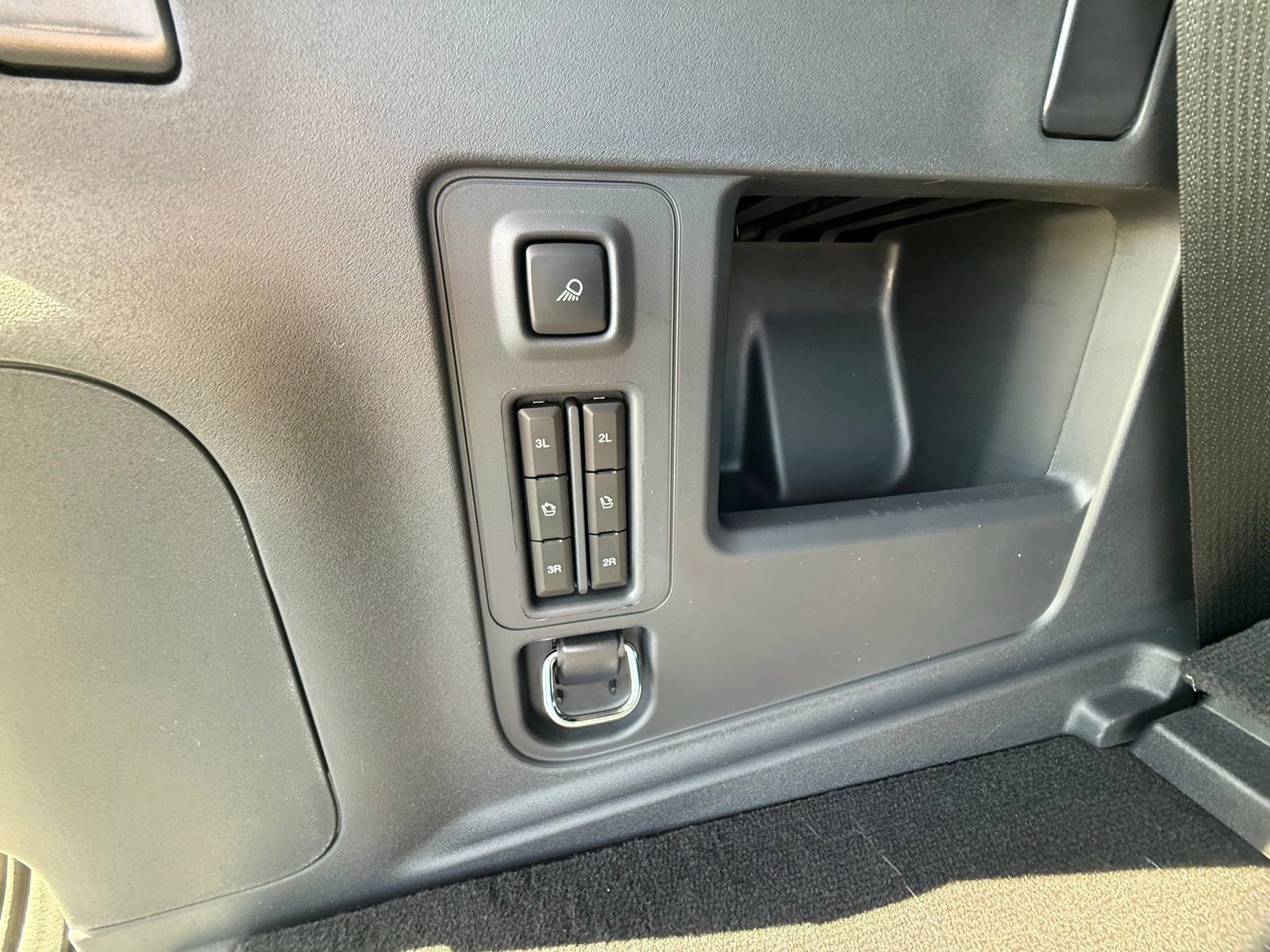 New 2025 Ford Expedition Platinum w/ Stealth Performance Package image 47