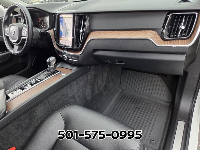 Used 2021 Volvo XC60 T5 Momentum w/ Protection Package Premier AWD/4WD image 18