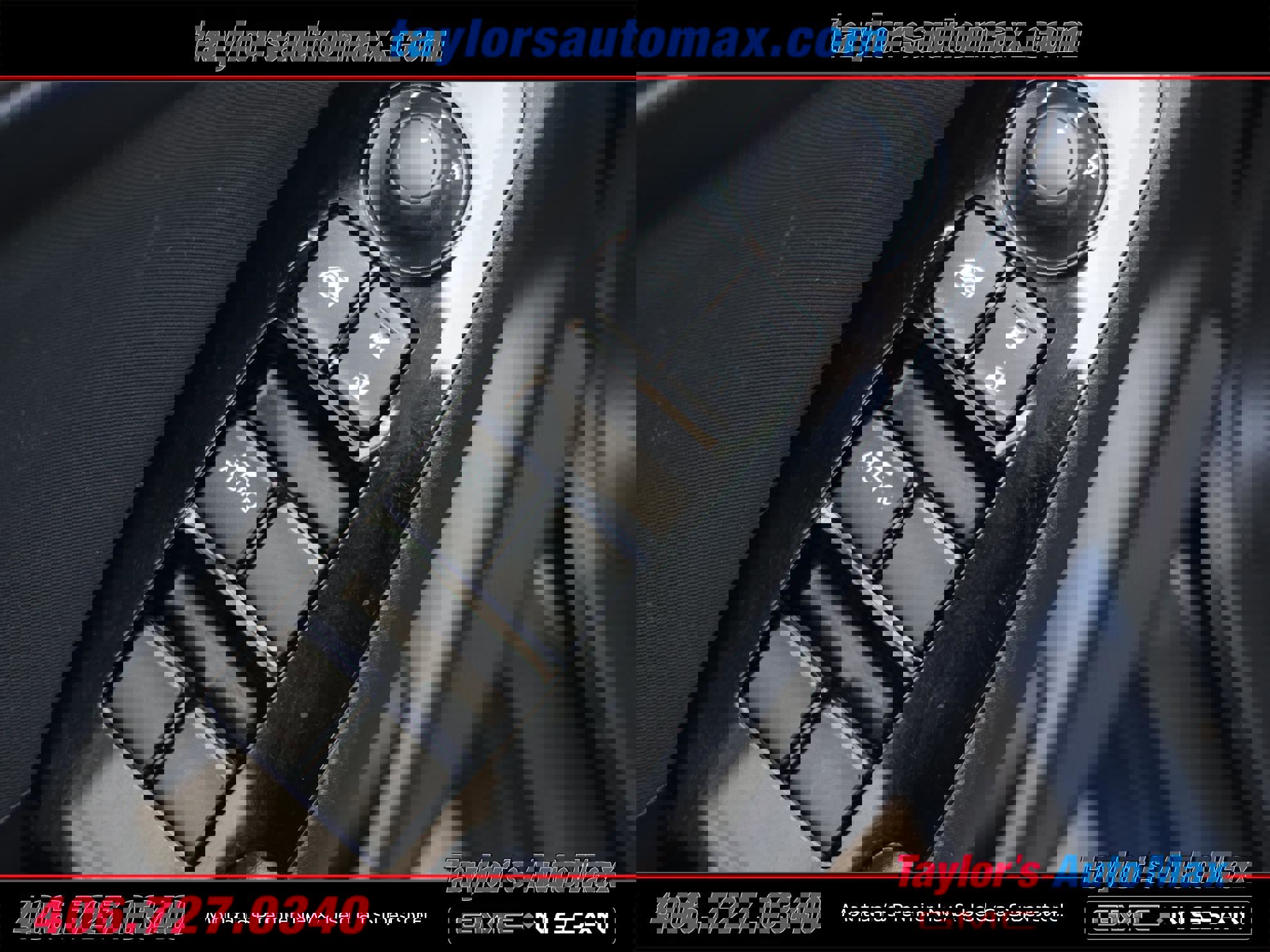 Used 2017 MAZDA MAZDA3 Sport image 25