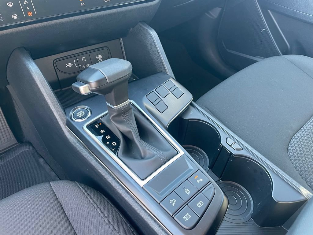 New 2026 Kia Sportage LX FWD image 18