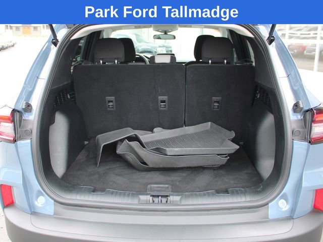 Used 2025 Ford Escape Active w/ Cold Weather Package FWD image 4
