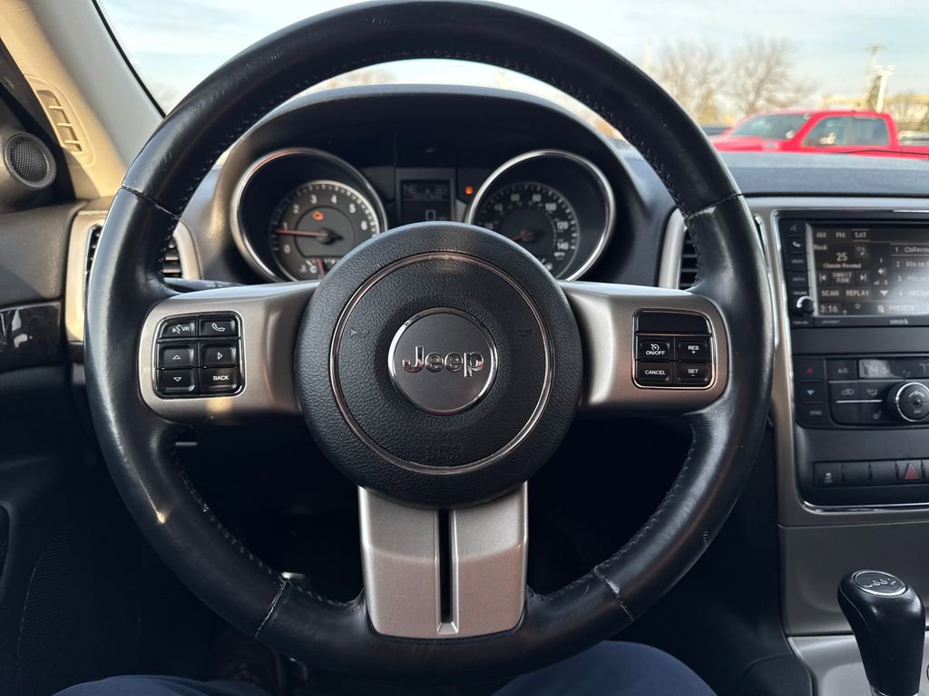Used 2013 Jeep Grand Cherokee Laredo image 15