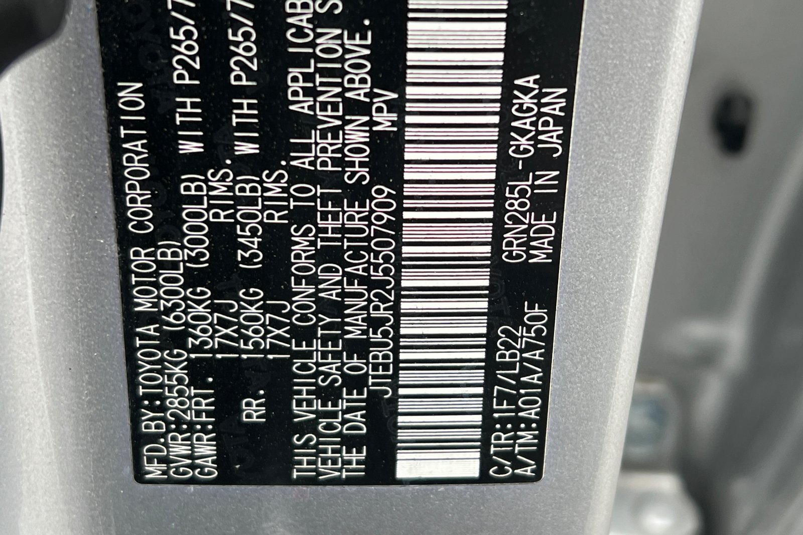 Certified 2018 Toyota 4Runner SR5 Premium AWD/4WD image 29