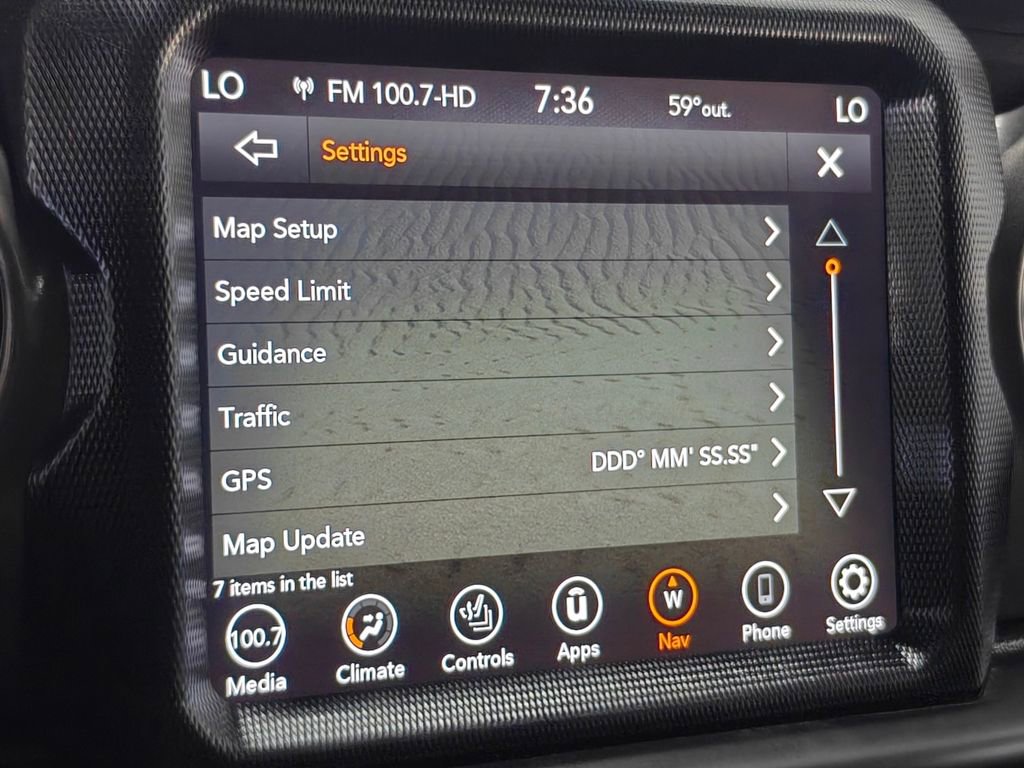 Used 2023 Jeep Gladiator Willys image 38