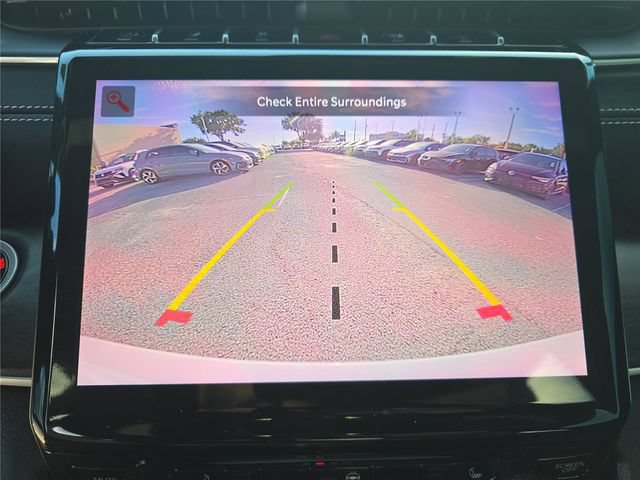 Used 2025 Jeep Grand Cherokee Limited w/ Black Appearance Package RWD image 18