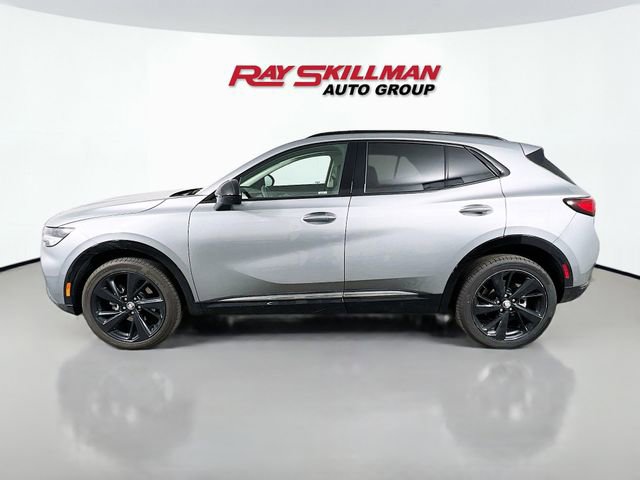 Used 2023 Buick Envision Essence w/ Sport Touring Package FWD image 4