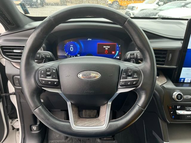 Used 2020 Ford Explorer Platinum w/ Premium Technology Package image 21