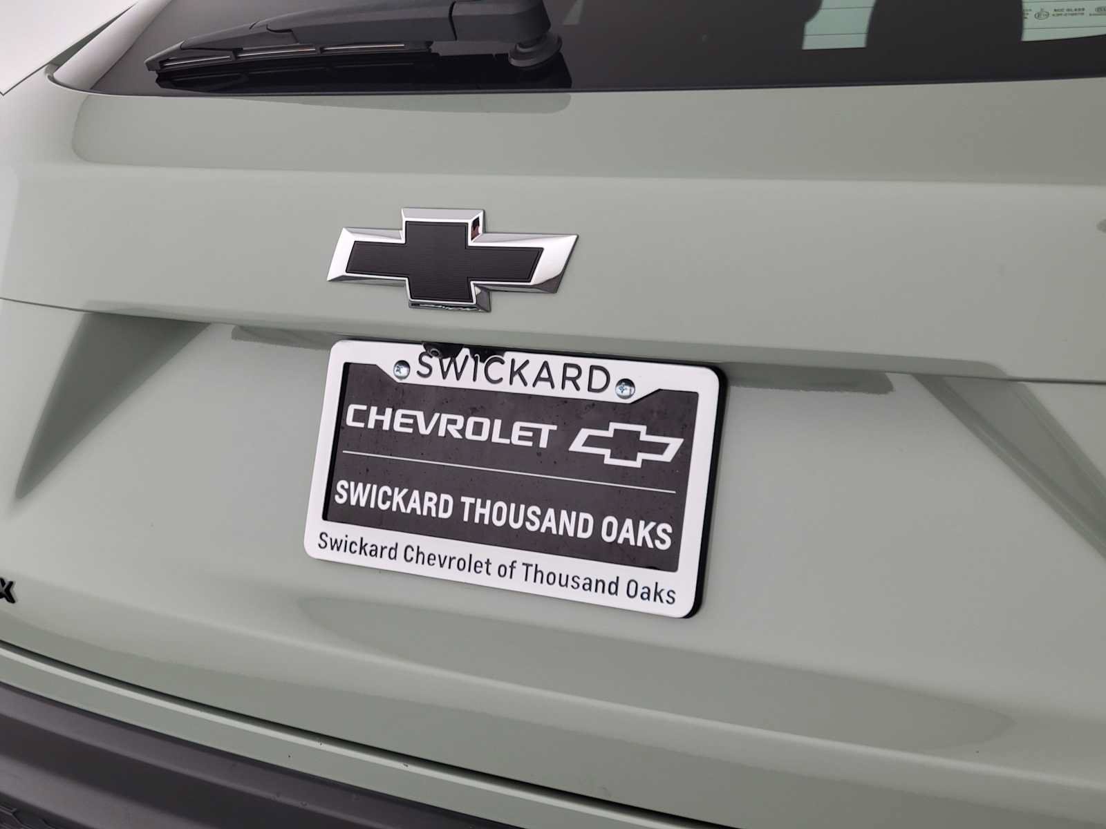 Used 2024 Chevrolet Trax RS FWD image 13