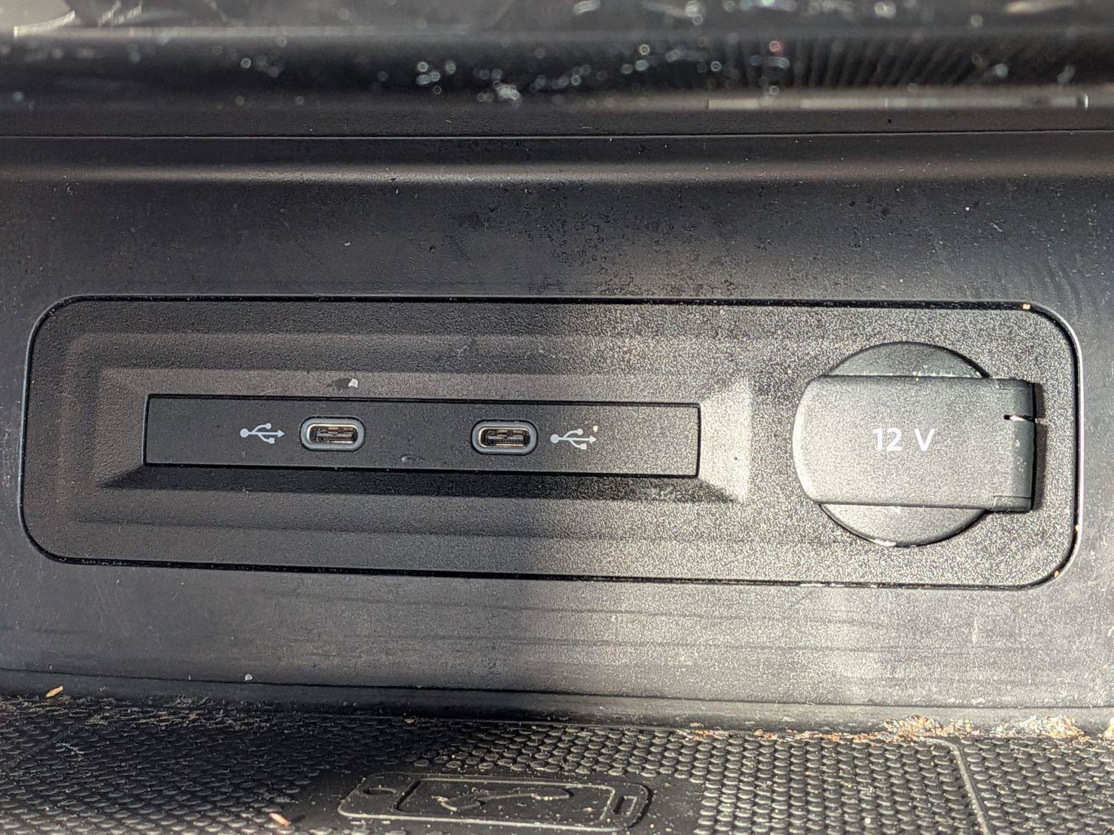 Used 2023 Volkswagen Atlas SE AWD/4WD image 28