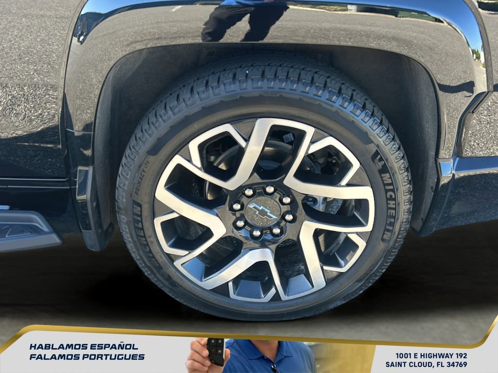 Certified 2025 Chevrolet Silverado EV RST AWD/4WD image 39