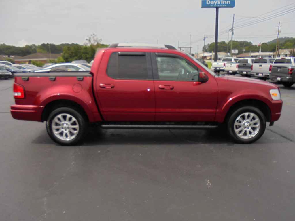 Used 2008 Ford Explorer Sport Trac Limited RWD image 2