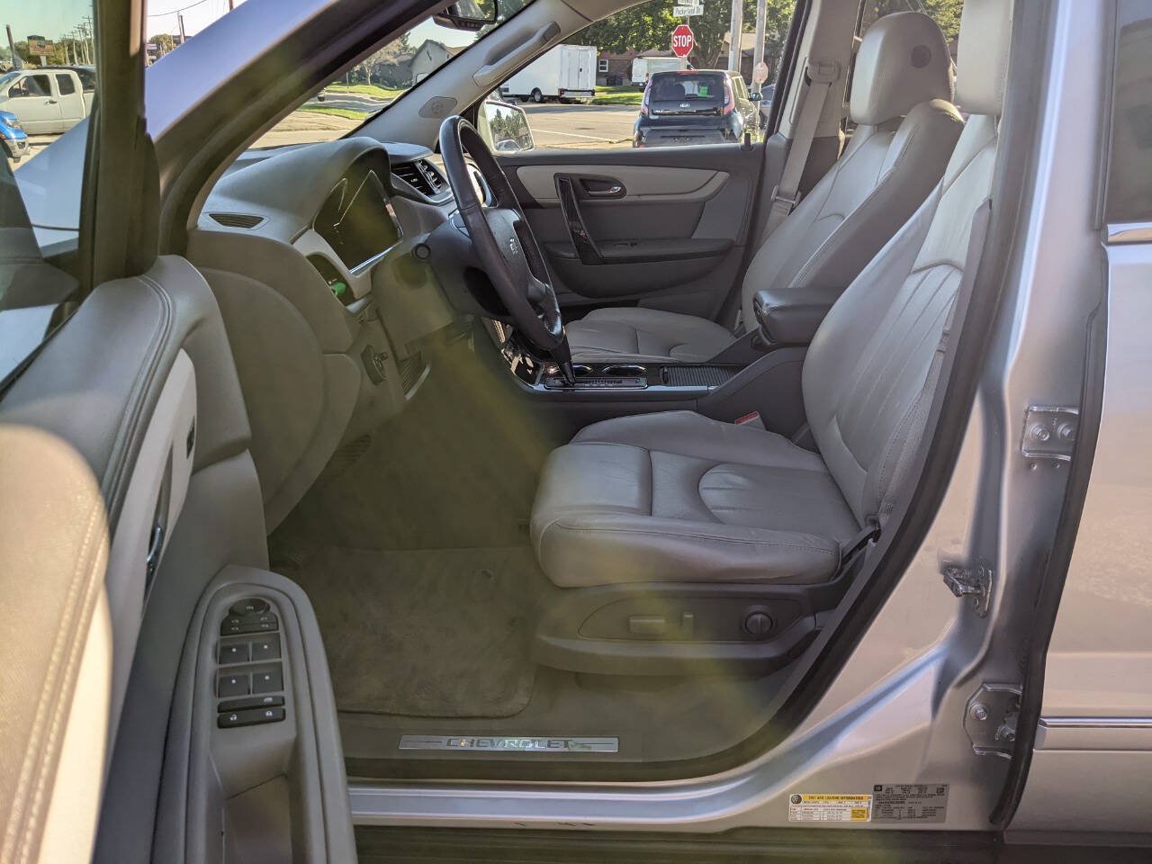 Used 2014 Chevrolet Traverse LTZ AWD/4WD image 10