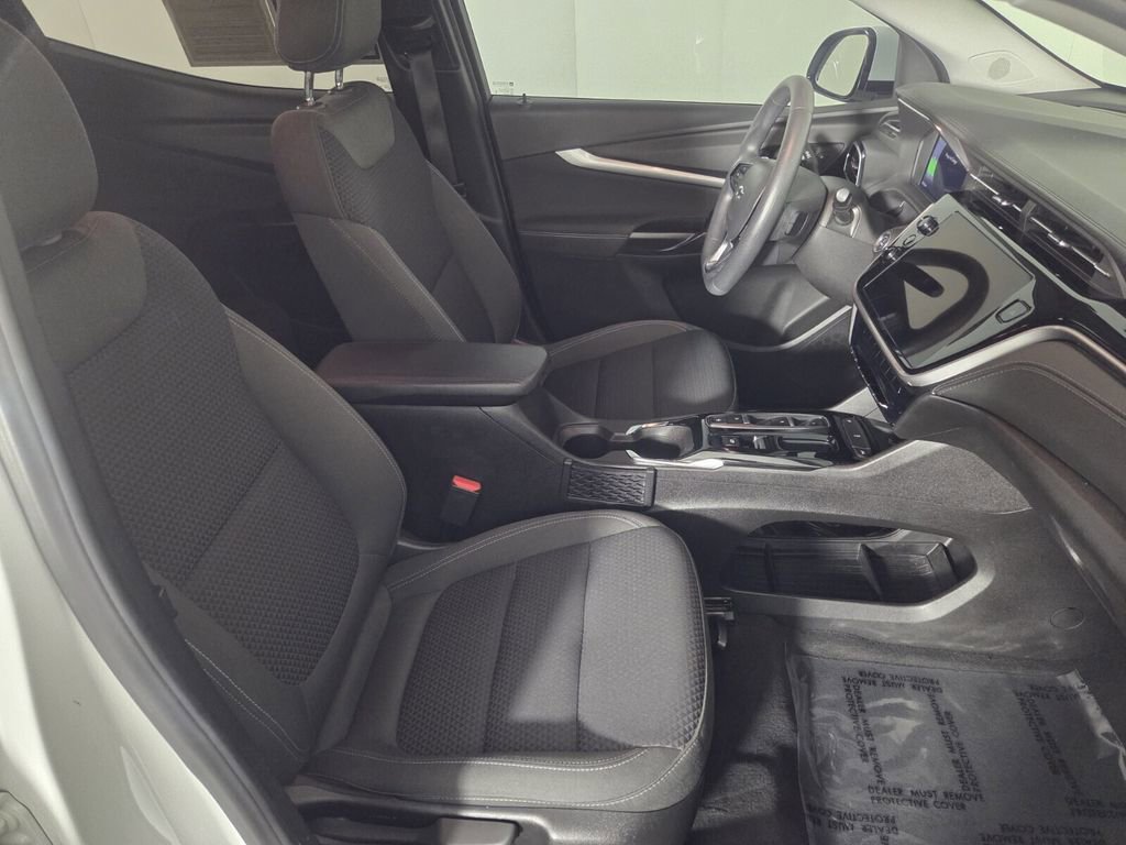 Used 2023 Chevrolet Bolt EUV LT w/ Driver Confidence Package FWD image 32