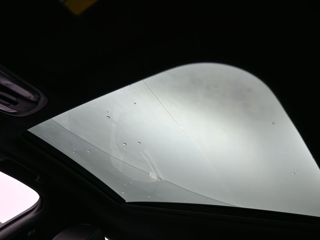 Used 2023 Kia Stinger GT-Line w/ Sun & Sound Package image 28