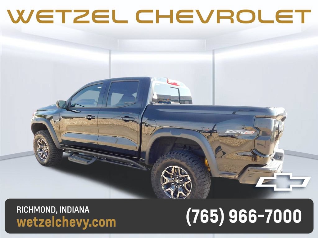 Used 2025 Chevrolet Colorado ZR2 w/ Technology Package AWD/4WD image 7