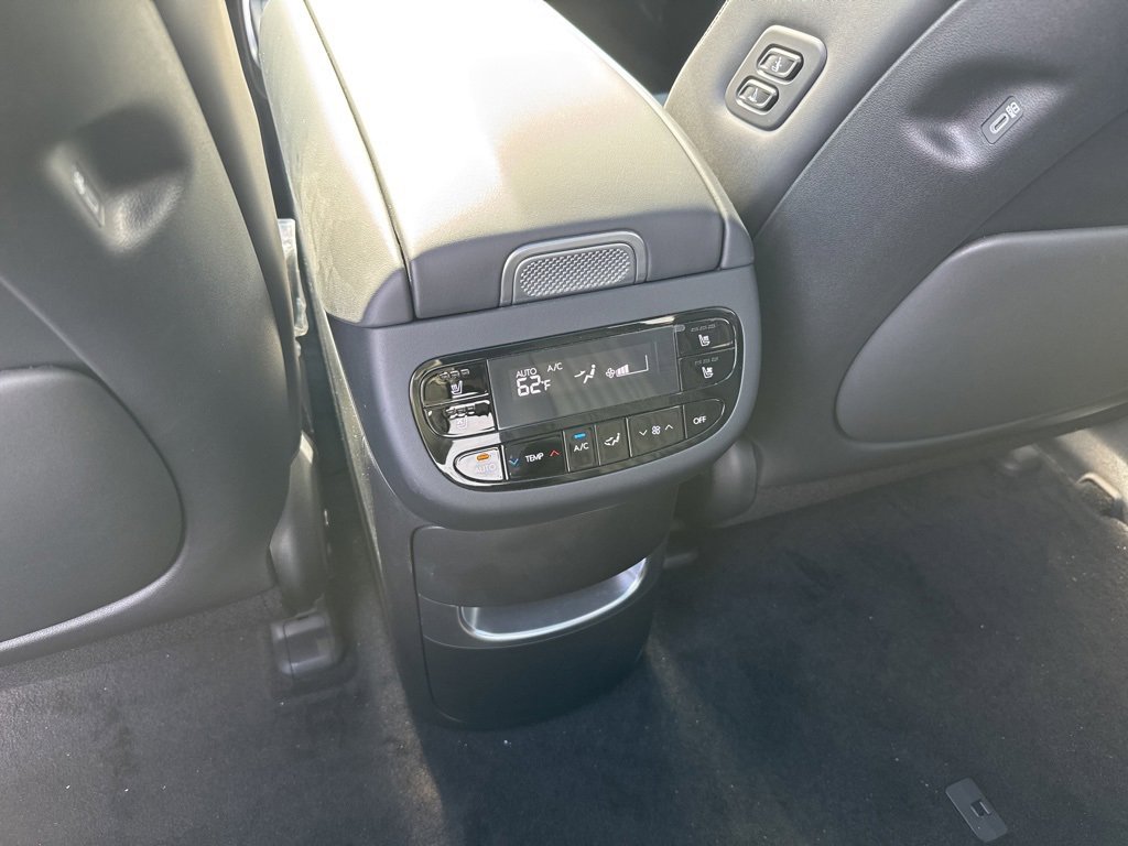 New 2026 Hyundai Ioniq 9 Calligraphy image 24