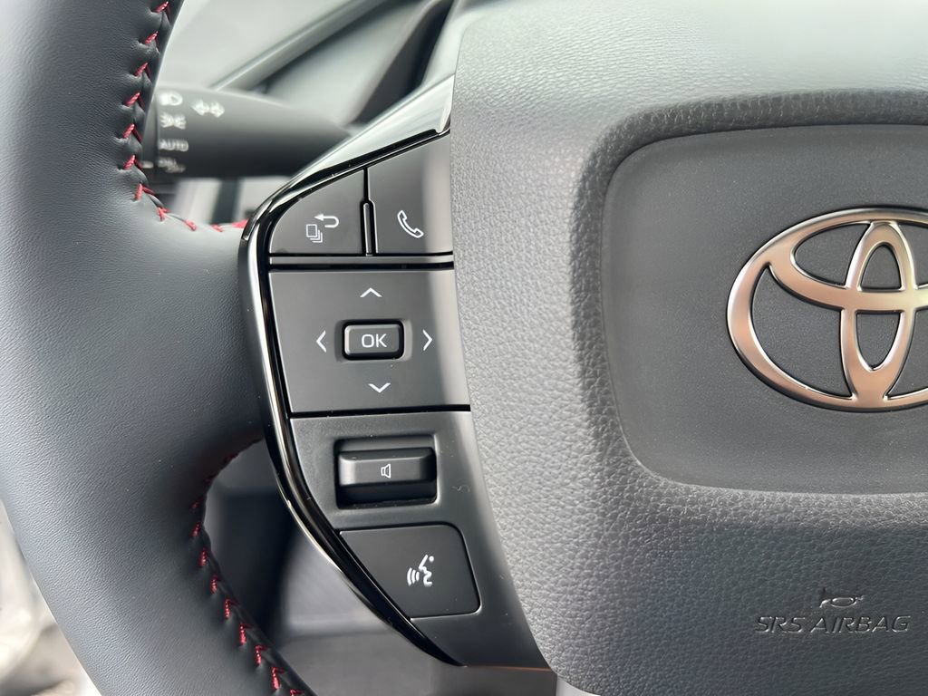 New 2026 Toyota Prius Plug-In Hybrid FWD image 18