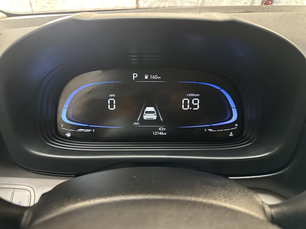 Certified 2025 Hyundai Venue SEL image 26