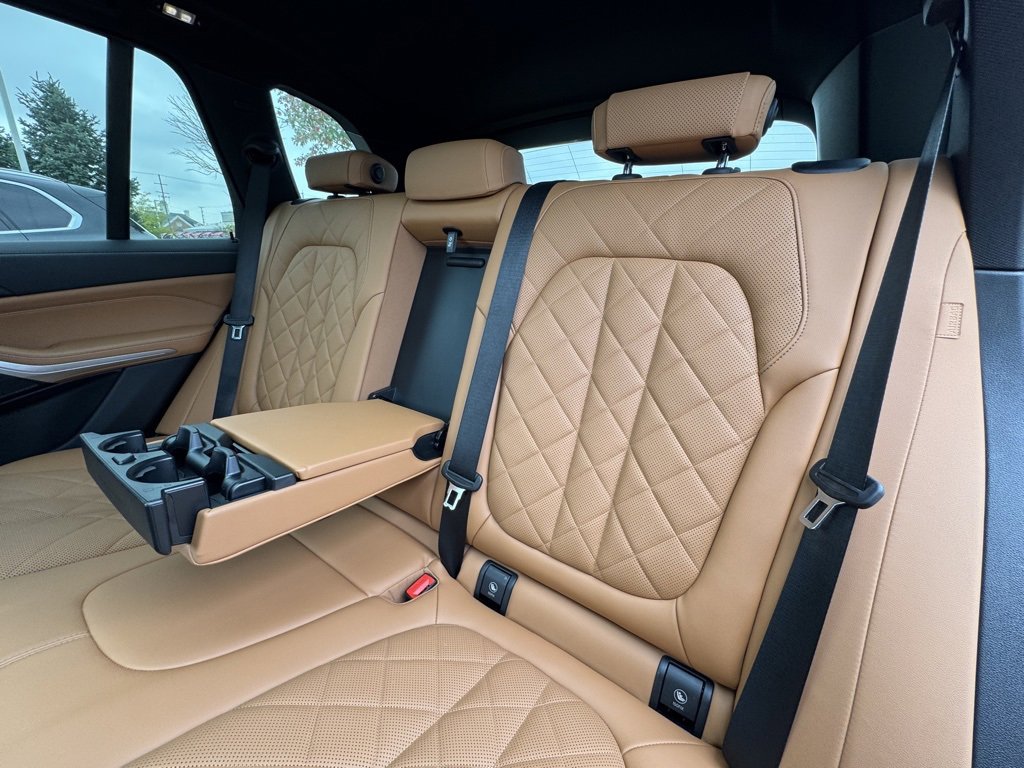Used 2023 BMW X5 xDrive40i w/ Premium Package image 25