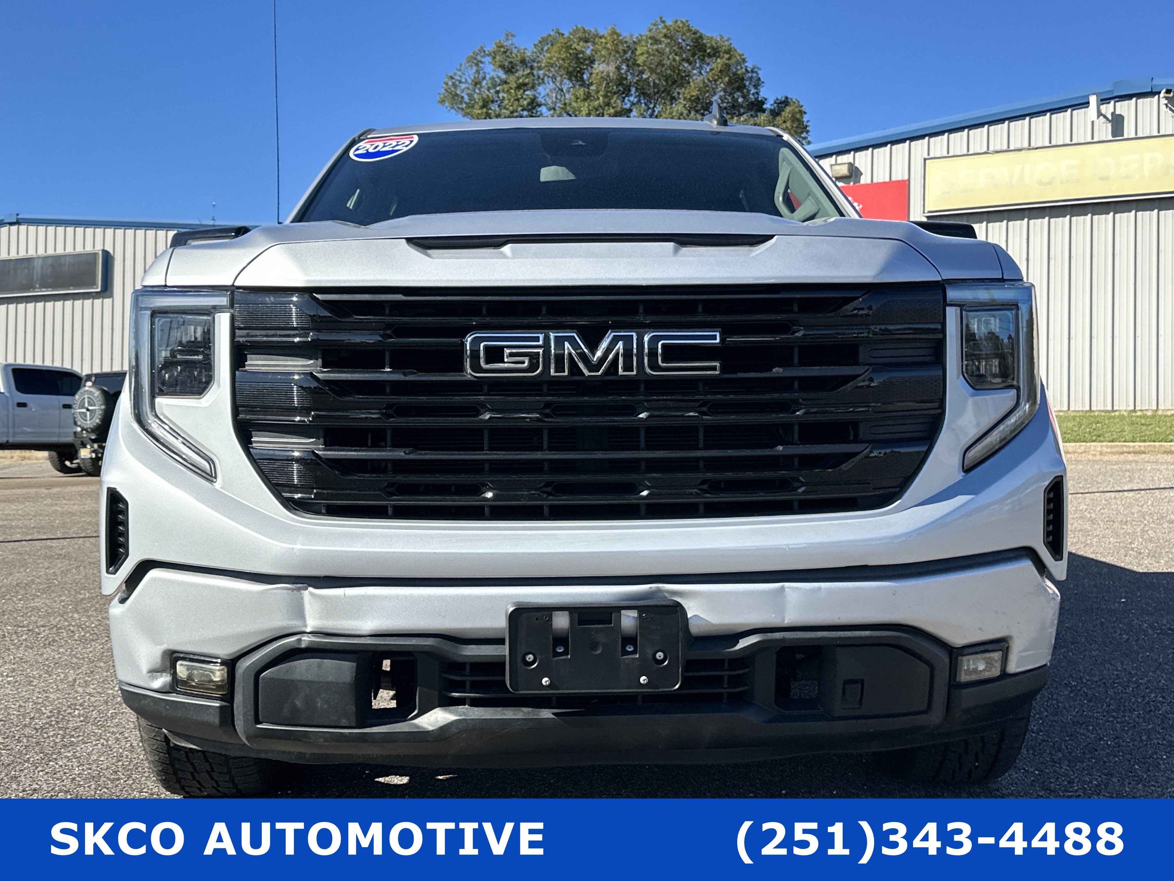 Used 2022 GMC Sierra 1500 Elevation RWD image 8