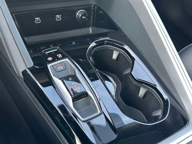 Certified 2025 Audi Q5 Premium w/ Convenience Package AWD/4WD image 31