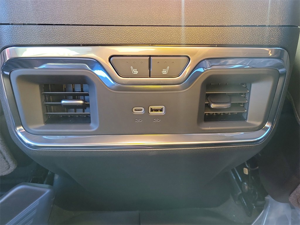 New 2026 GMC Sierra 2500 Denali Ultimate w/ Max Trailering Package image 15